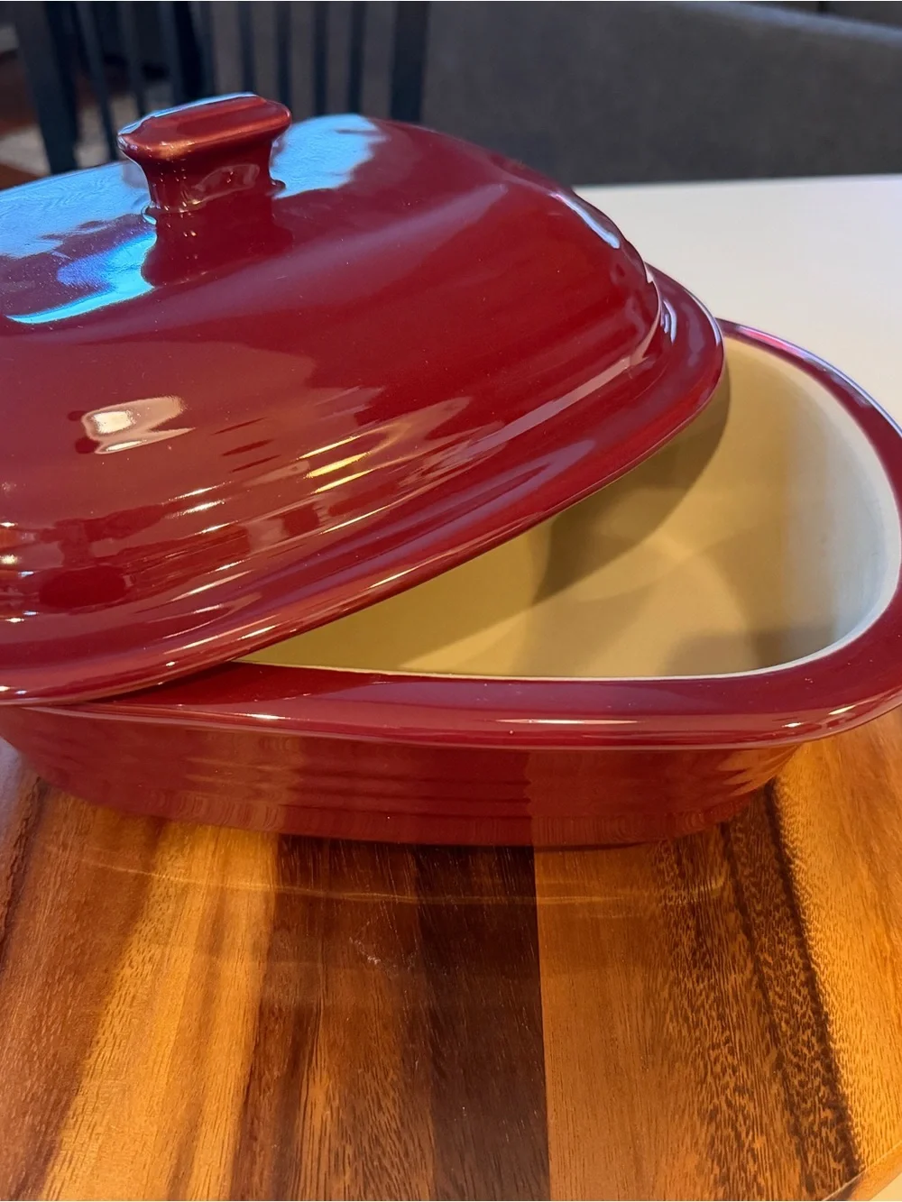 RETIRED Pampered Chef Cranberry Deep Covered Baker